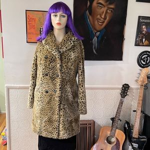 Incognito Faux Fur Leopard Jacket / Coat, GREAT condition, size medium
